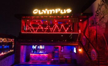 olympus hotel and suites