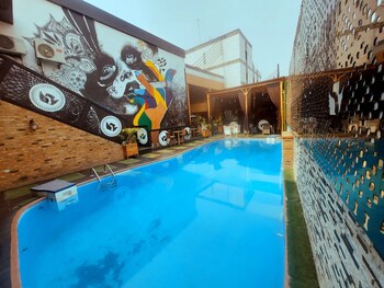 olympus hotel and suites