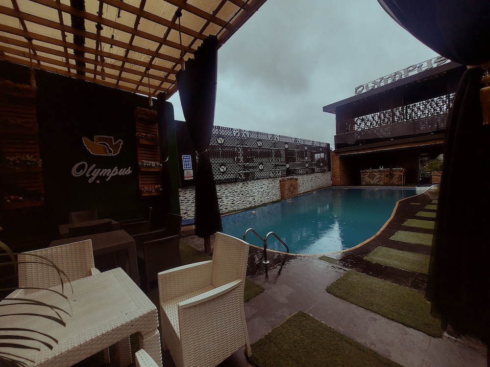 olympus hotel and suites
