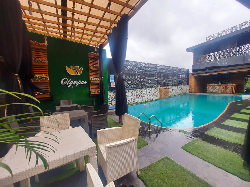 olympus hotel and suites