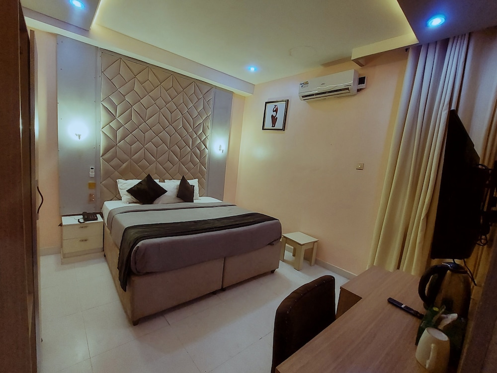 olympus hotel and suites
