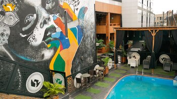 olympus hotel and suites
