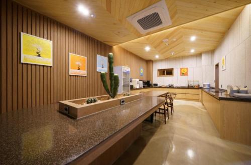 hound hotel