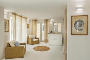 mercury beach hotel