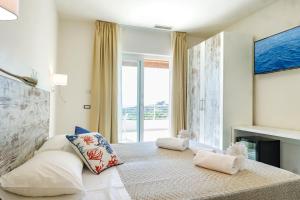 mercury beach hotel