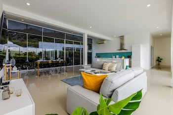 modern 4 bedroom pool villa pmk a6