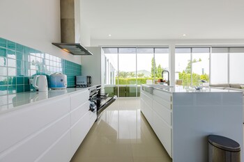 modern 4 bedroom pool villa pmk a6