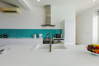 modern 4 bedroom pool villa pmk a6