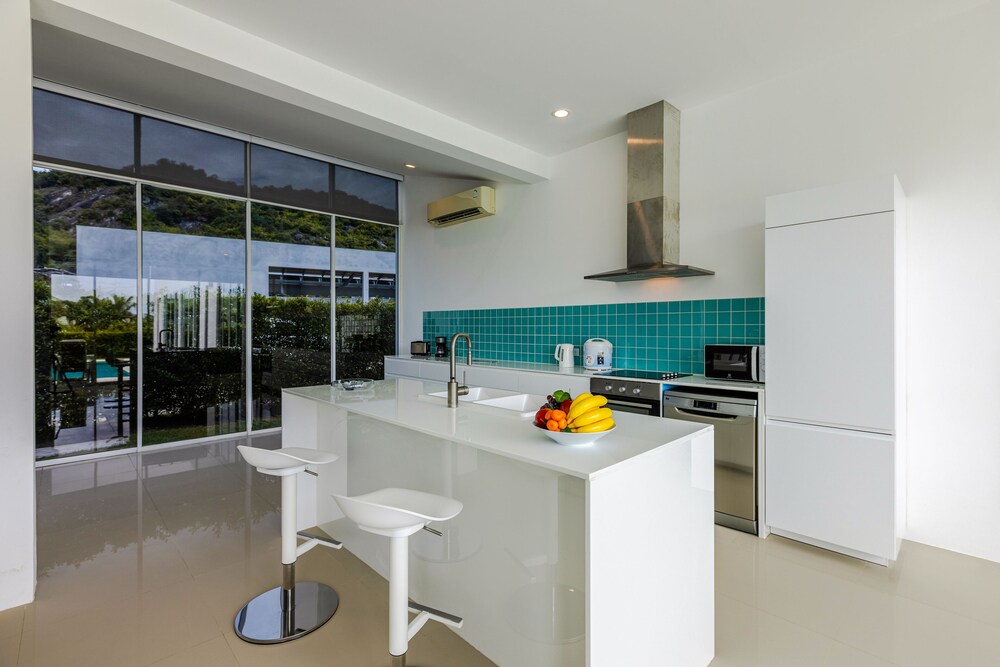 modern 4 bedroom pool villa pmk a6