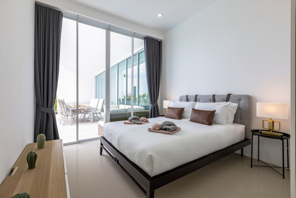 modern 4 bedroom pool villa pmk a6