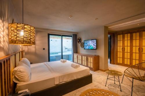 icon beach suites hotel