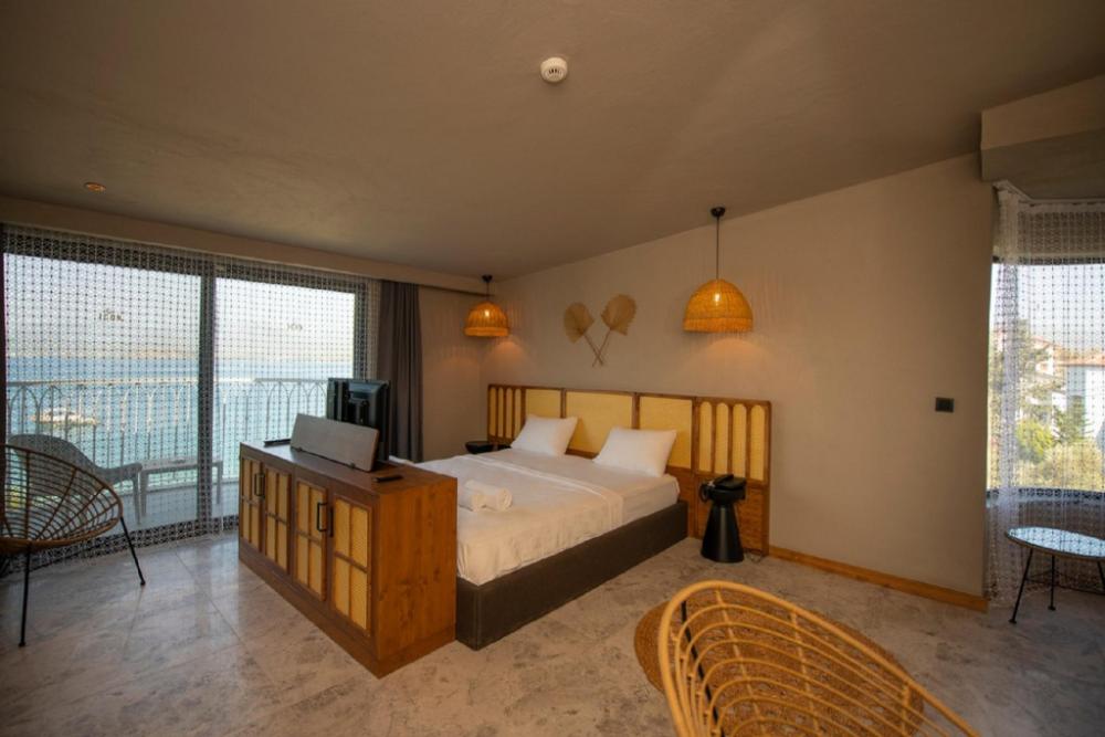icon beach suites hotel