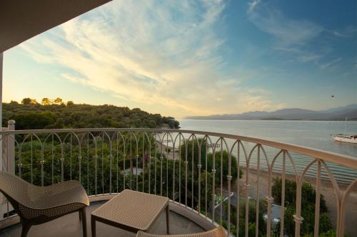 icon beach suites hotel
