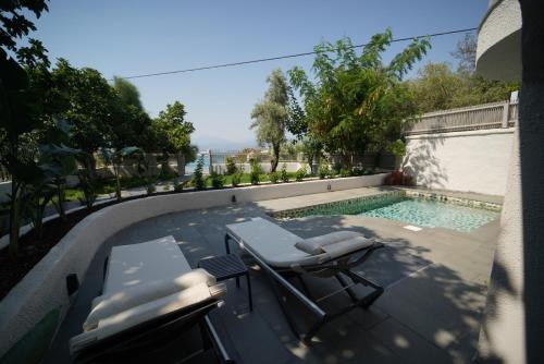 icon beach suites hotel