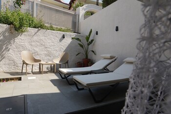 icon beach suites hotel