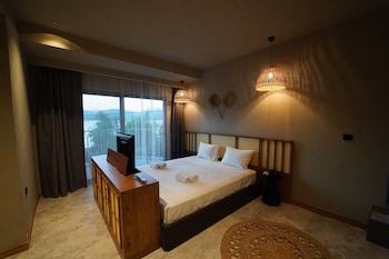 icon beach suites hotel