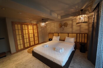 icon beach suites hotel