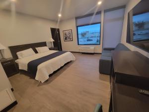 watershed hotel