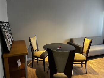 loft abdon batista