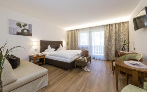 romantik hotel and restaurant stafler