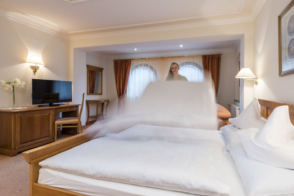 romantik hotel and restaurant stafler