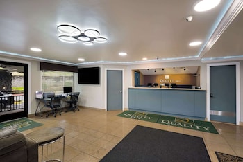 Quality Inn Seatac Airport-Seattle,Des Moines>>Burien,3 star