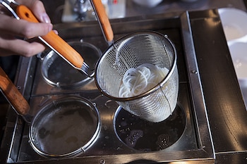 kunyixingguangjiudian