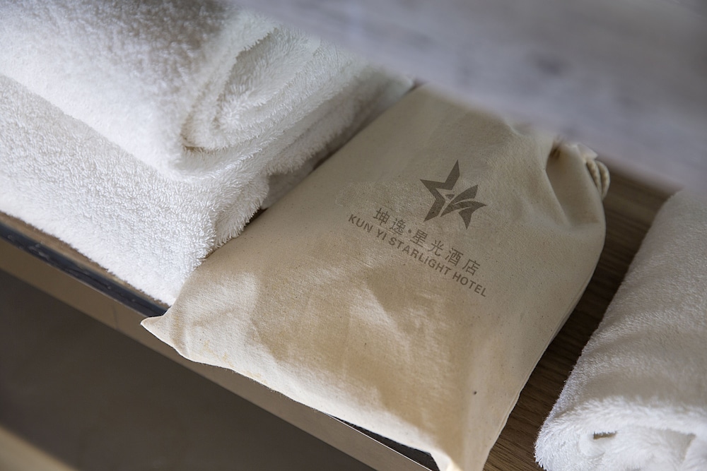 kunyixingguangjiudian