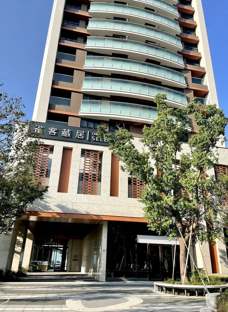 check inn select new taipei sanchong