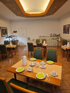 Hotel Zur Krone,,3 star