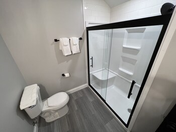 homestay on main by twin lakes creamery