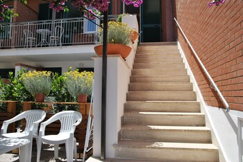 la bouganville studio 400 m from the sea