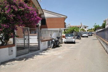 la bouganville studio 400 m from the sea