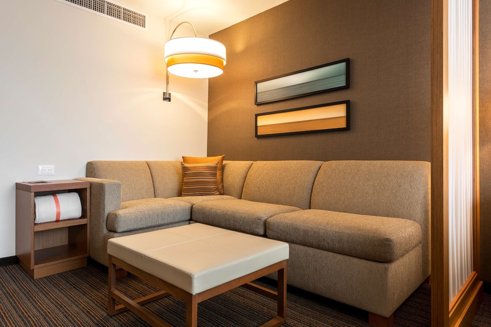 hyatt place ciudad del carmen