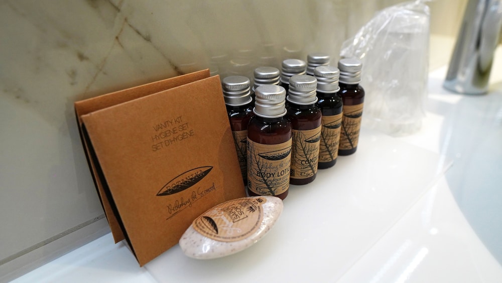 aniroc signature hotel