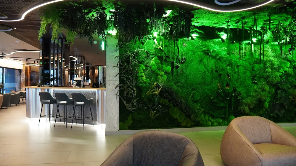 aniroc signature hotel