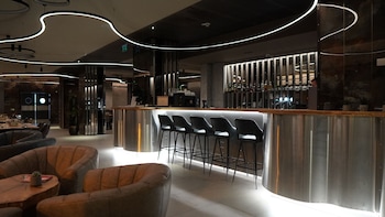 aniroc signature hotel