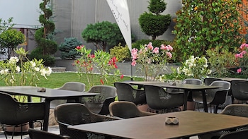 aniroc signature hotel