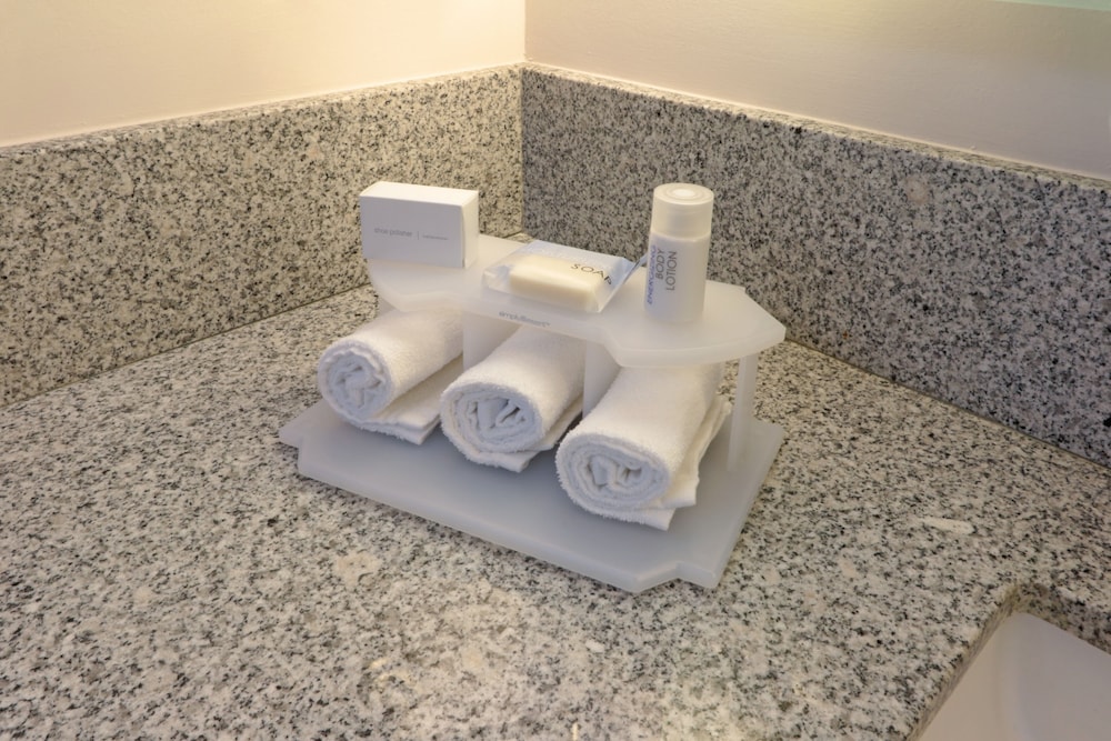 holiday inn express and suites hermosillo by ihg