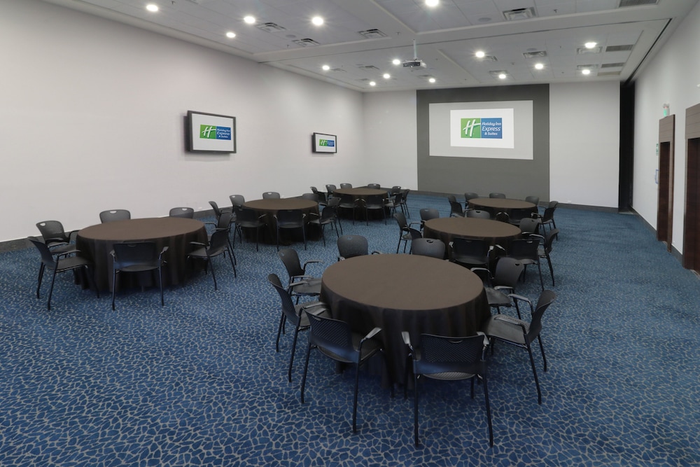holiday inn express and suites hermosillo by ihg