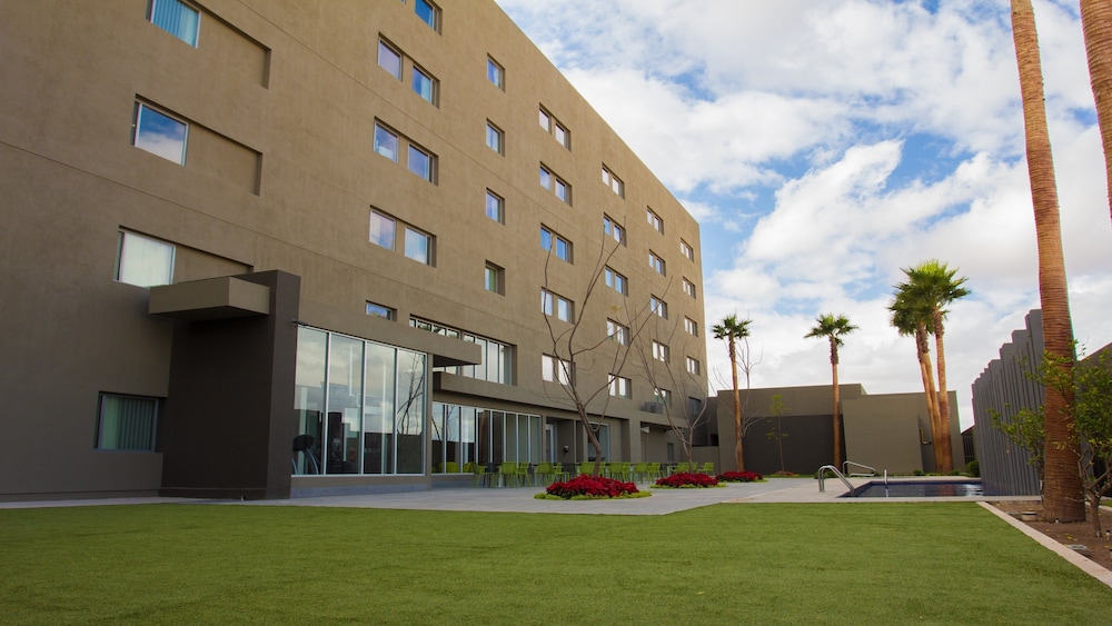 holiday inn express and suites hermosillo by ihg