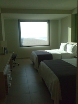 Holiday Inn Coatzacoalcos By Ihg,Minatitlan>>Coatzacoalcos,4 star