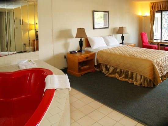 6032 persepolis inn