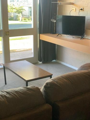 mallacoota hotel motel