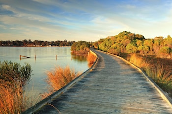 mallacoota hotel motel