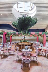 ibis styles the entrance