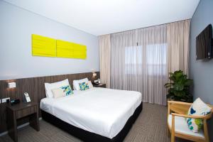 ibis styles the entrance