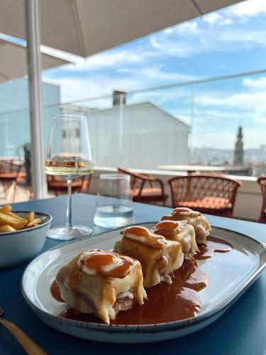 wine and books porto hotel
