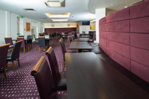 holiday inn express bedford by ihg