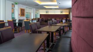 holiday inn express bedford by ihg